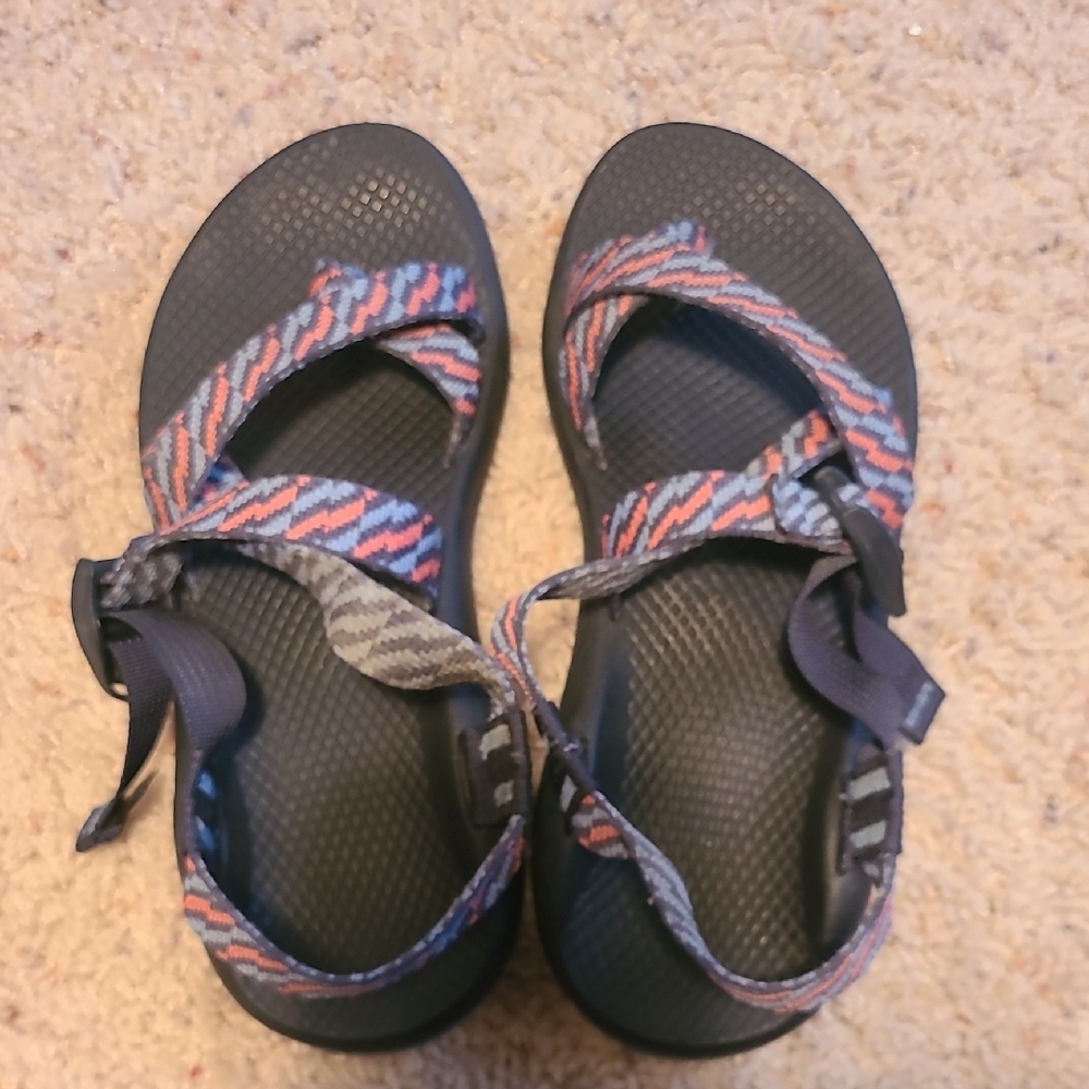 Chaco Womens Strappy Sandals - Blue and Pink Pattern size 8 used. - Picture 6 of 6
